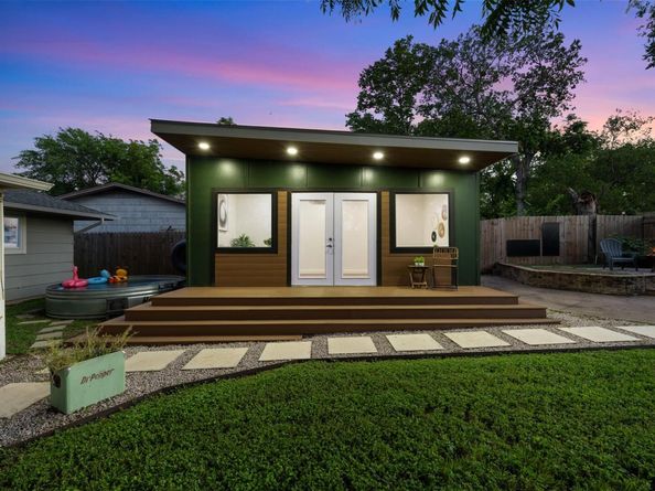 10106 Woodstock DR, Austin TX 78753
