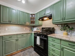 10106 Woodstock DR, Austin TX 78753
