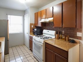 7007 Stonleigh PL, Austin TX 78744