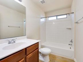 4504 Halliday Ave, Austin TX 78725