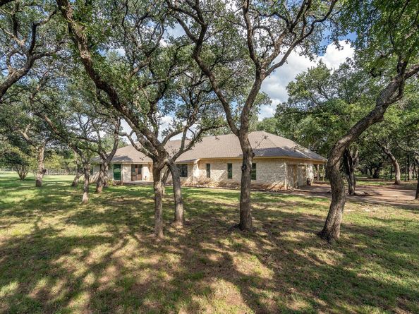 444 Logan Ranch Road RD, Georgetown TX 78628