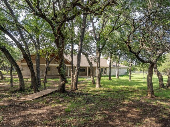 444 Logan Ranch Road RD, Georgetown TX 78628
