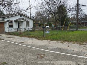 8611 Georgian DR, Austin TX 78753