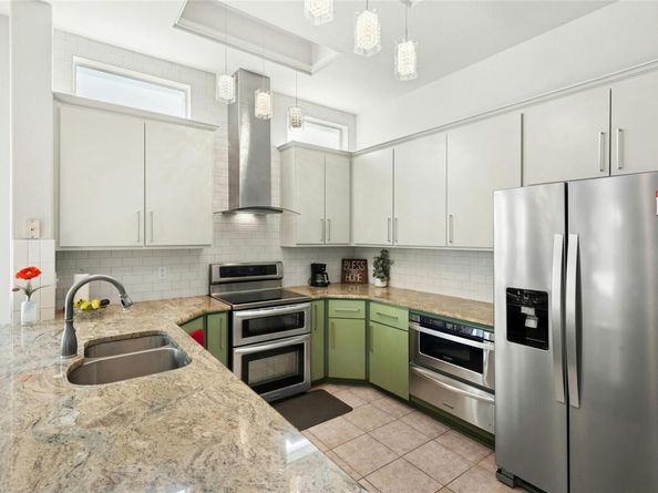 106 Waterlily LN, Georgetown TX 78633