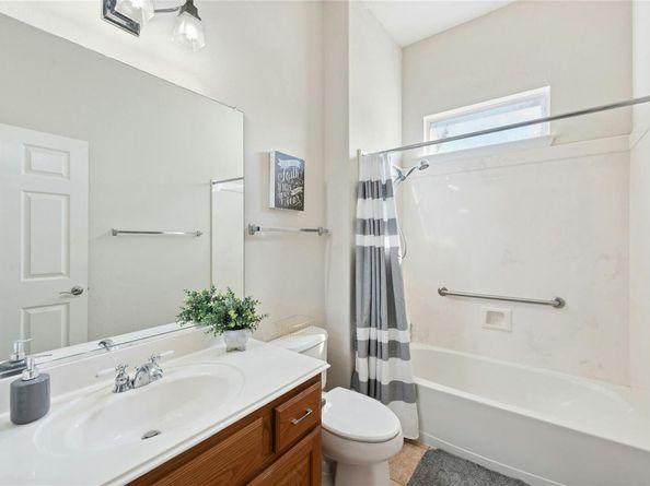 106 Waterlily LN, Georgetown TX 78633