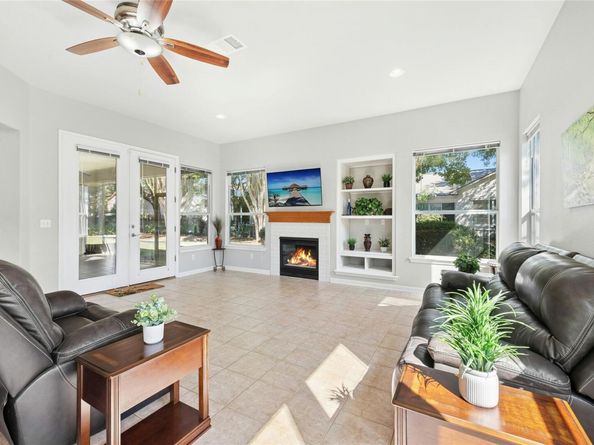 106 Waterlily LN, Georgetown TX 78633