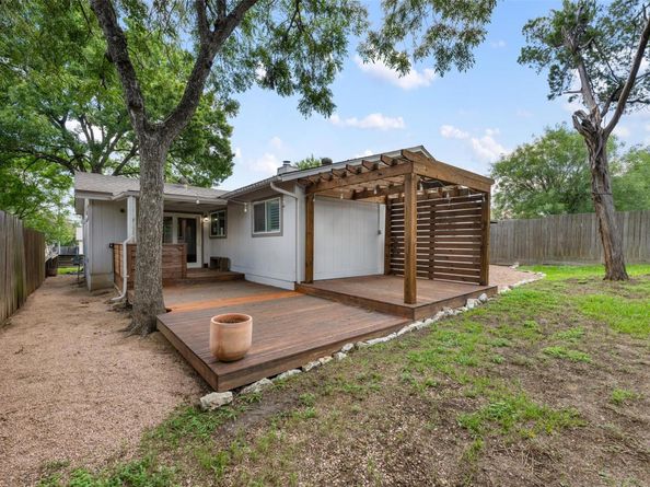 3207 Harpers Ferry LN, Austin TX 78745