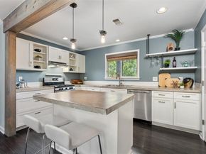 3207 Harpers Ferry LN, Austin TX 78745