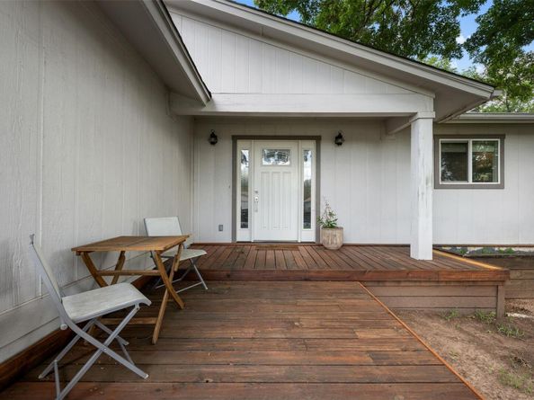 3207 Harpers Ferry LN, Austin TX 78745