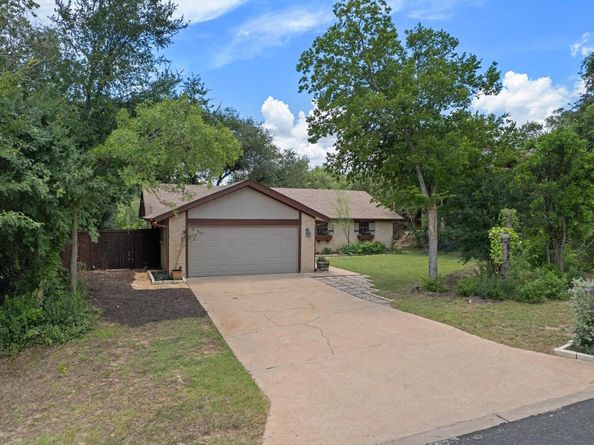 8005 Red Willow DR, Austin TX 78736