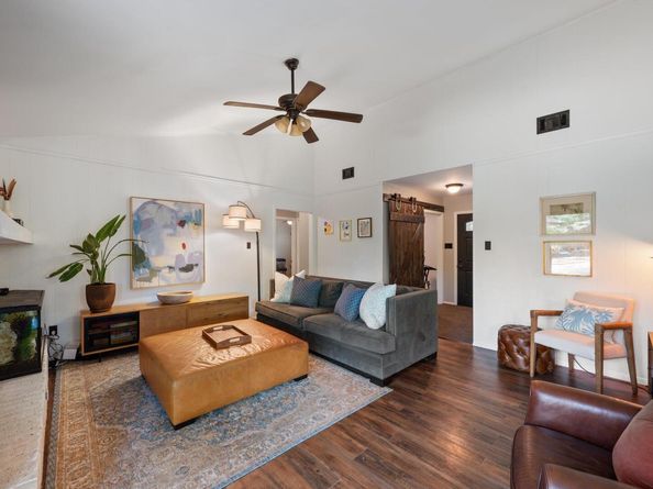 8005 Red Willow DR, Austin TX 78736
