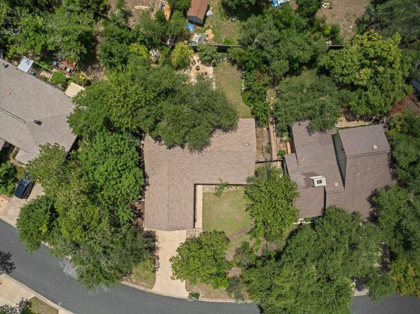 8005 Red Willow DR, Austin TX 78736