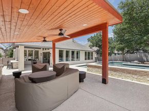 120 Hollytree CT, Georgetown TX 78628