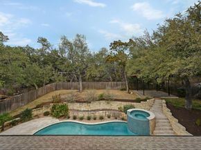 2800 Barton Point DR, Austin TX 78733