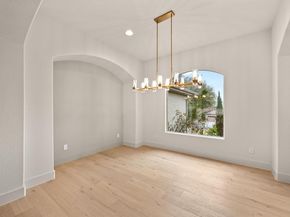 2800 Barton Point DR, Austin TX 78733