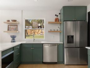 2210 Comburg Castle WAY, Austin TX 78748