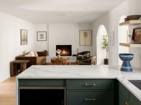 2210 Comburg Castle WAY, Austin TX 78748