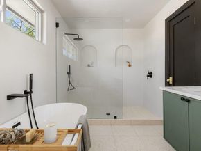 2210 Comburg Castle WAY, Austin TX 78748