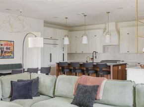 705 W 10th ST, Georgetown TX 78626