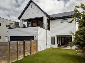 705 W 10th ST, Georgetown TX 78626