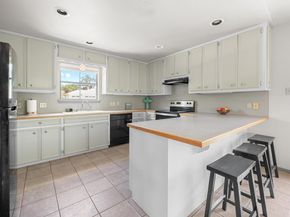 19040 Venture DR, Point Venture TX 78645