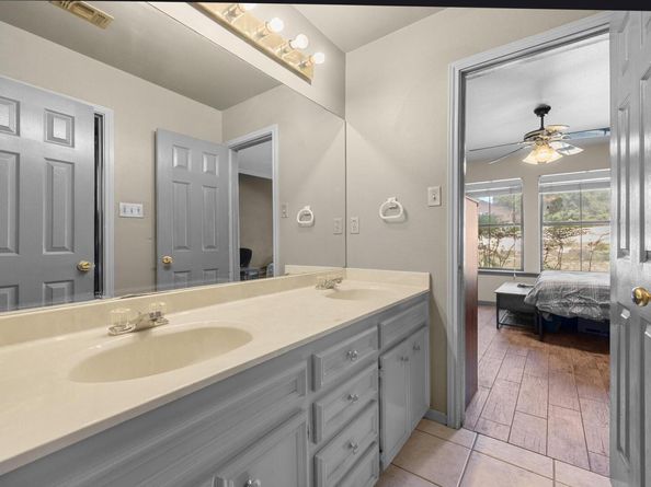 19040 Venture DR, Point Venture TX 78645