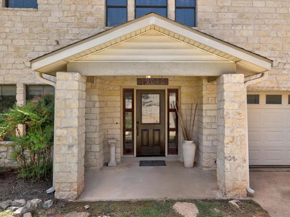 19040 Venture DR, Point Venture TX 78645