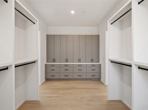 2502 Barhill DR, Austin TX 78704