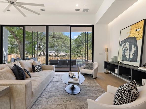 2502 Barhill DR, Austin TX 78704