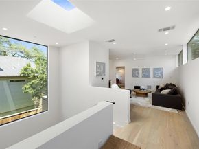 2502 Barhill DR, Austin TX 78704