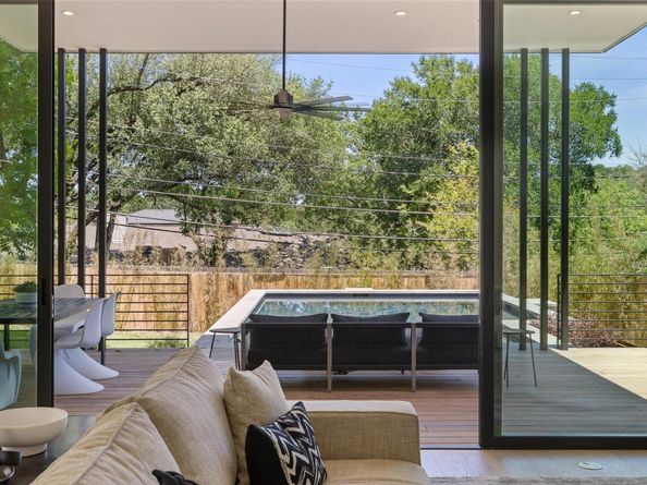 2502 Barhill DR, Austin TX 78704
