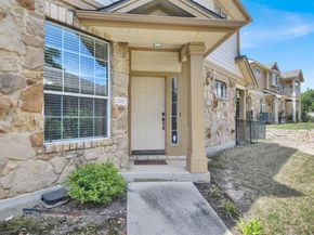 16100 S Great Oaks DR 2202, Round Rock TX 78681