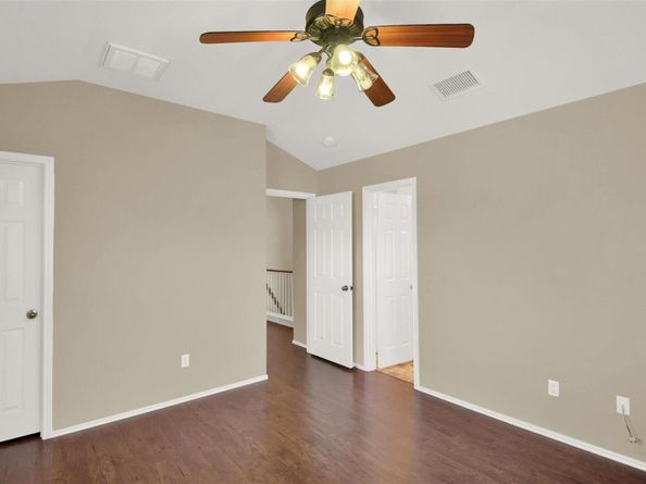 16100 S Great Oaks DR 2202, Round Rock TX 78681