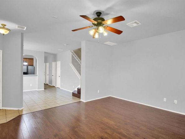 16100 S Great Oaks DR 2202, Round Rock TX 78681