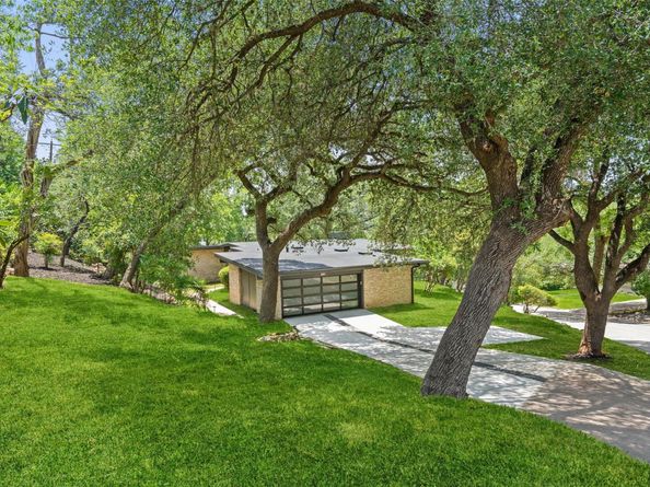 3403 Cascadera DR, Austin TX 78731