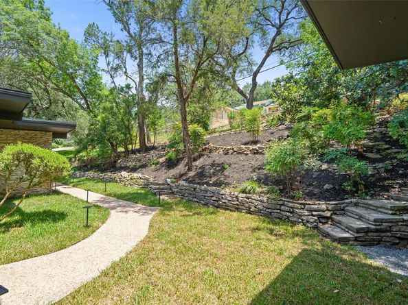 3403 Cascadera DR, Austin TX 78731