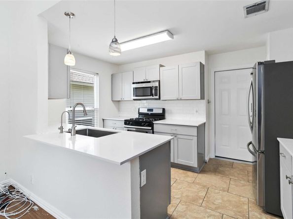 11618 Spotted Horse DR, Austin TX 78759