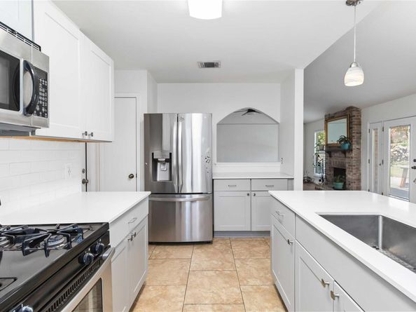11618 Spotted Horse DR, Austin TX 78759