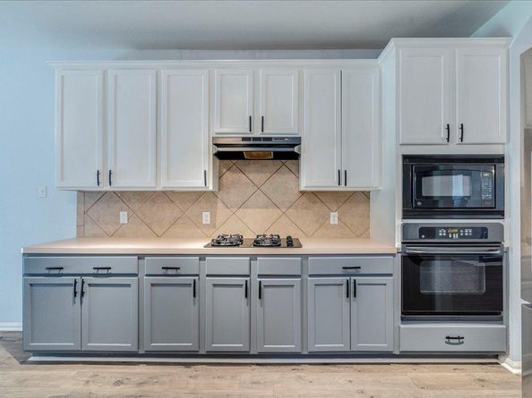 405 Olmos DR, Leander TX 78641