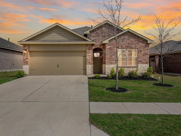 2072 Port Ellen DR, Round Rock TX 78664