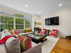 2712 Hillview Green LN, Austin TX 78703