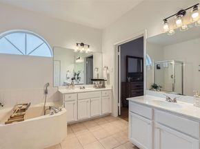1016 Thackeray LN, Pflugerville TX 78660