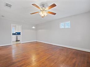 9504 N Creek DR, Austin TX 78753