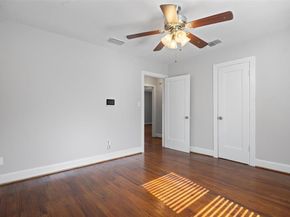 9504 N Creek DR, Austin TX 78753