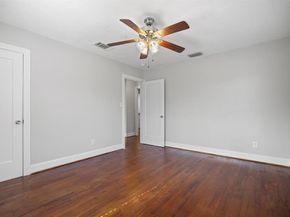 9504 N Creek DR, Austin TX 78753