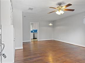 9504 N Creek DR, Austin TX 78753