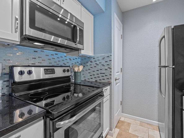 3204 Menchaca RD 303, Austin TX 78704