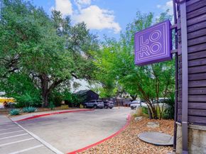 3204 Menchaca RD 303, Austin TX 78704