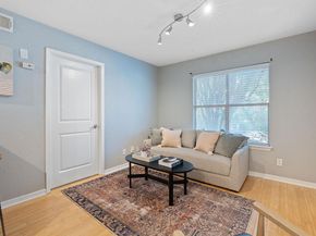 3204 Menchaca RD 303, Austin TX 78704