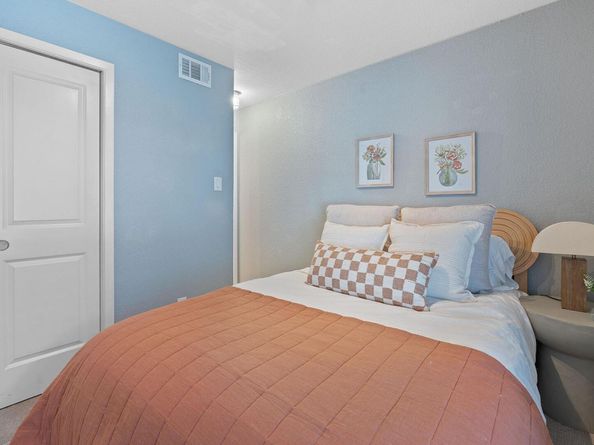 3204 Menchaca RD 303, Austin TX 78704